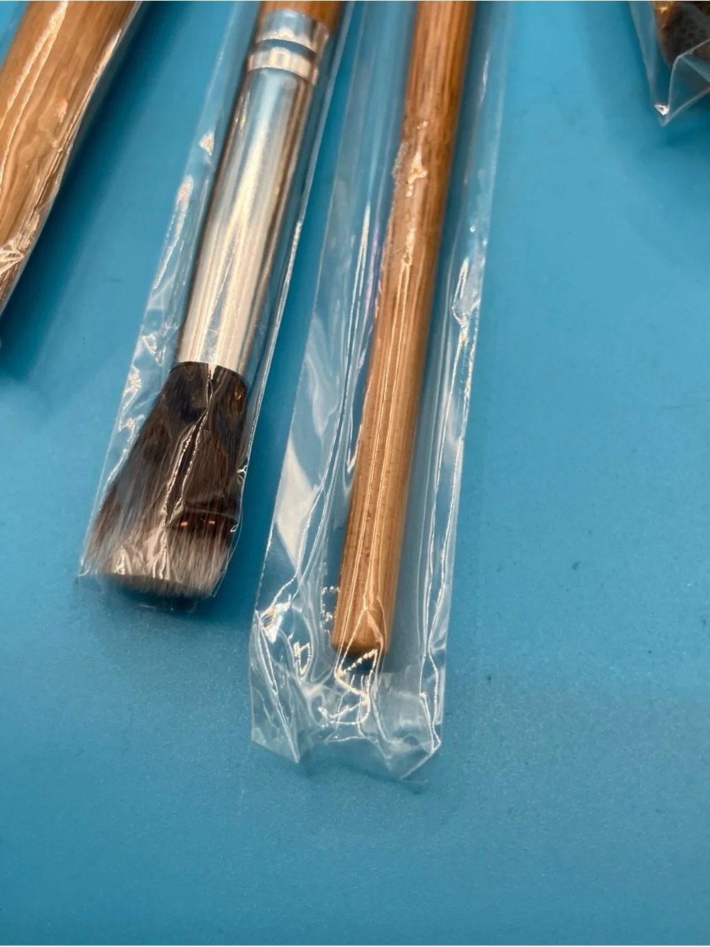 Wunder2 Kabuki Brush + Bamboo Makeup Brush Set - Black & Natural